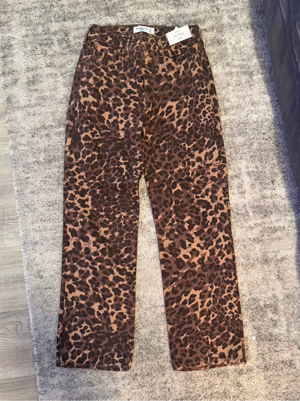 Abercrombie & Fitch Leopard Print Low rise Straight-Leg Jeans - Brown